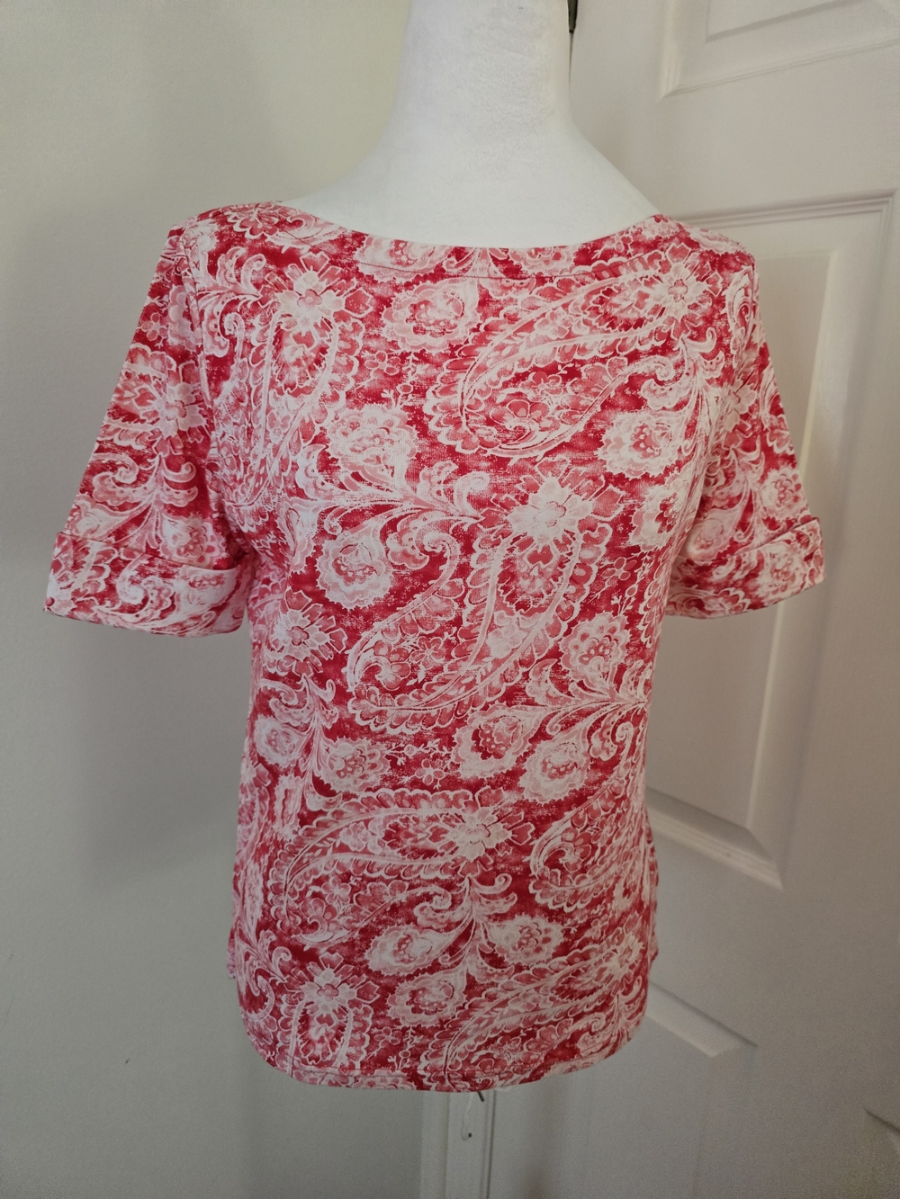 Lauren Ralph Lauren Red & White Paisley Short Sleeve Tee Sz.(P-Med)
